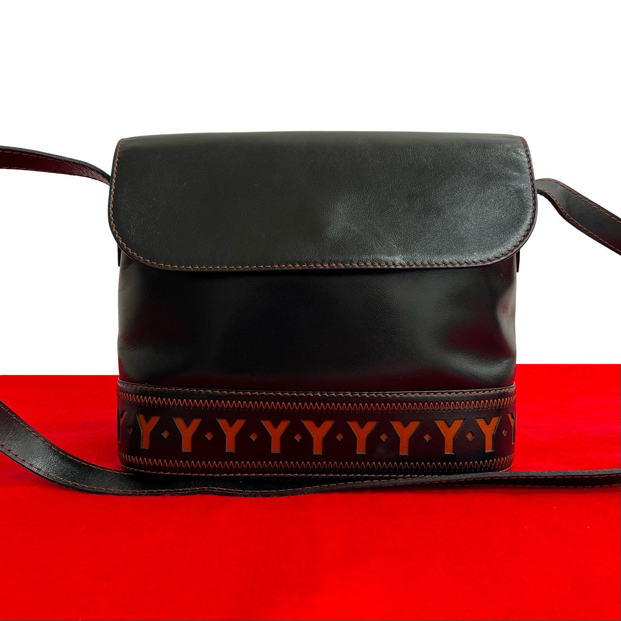 Yves Saint Laurent Leather Shoulder Bag