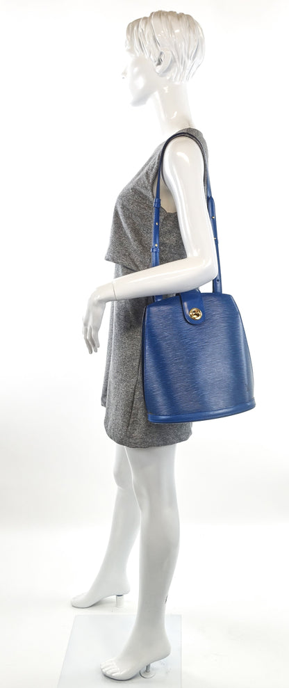 Louis Vuitto Cluny Shoulder Bag
