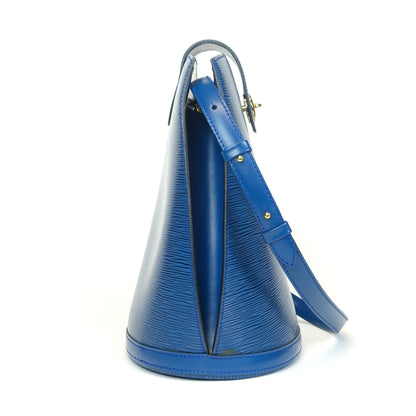 Louis Vuitto Cluny Shoulder Bag