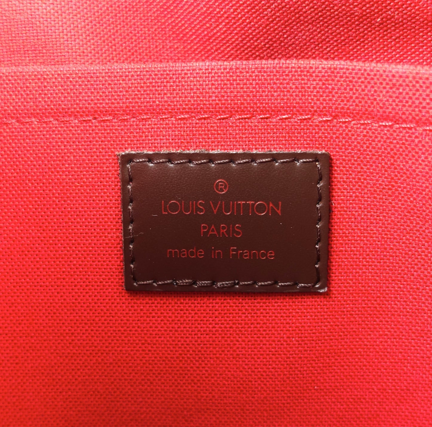 Louis Vuitto Thames GM Damier Ebene Canvas Shoulder Bag