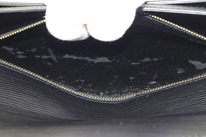 Louis Vuitto Sellier Dragonne Epi Leather Clutch Bag