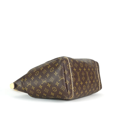 Louis Vuitto Totally MM Monogram Canvas Shoulder Bag