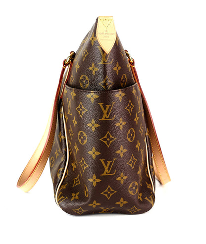 Louis Vuitto Totally MM Monogram Canvas Shoulder Bag
