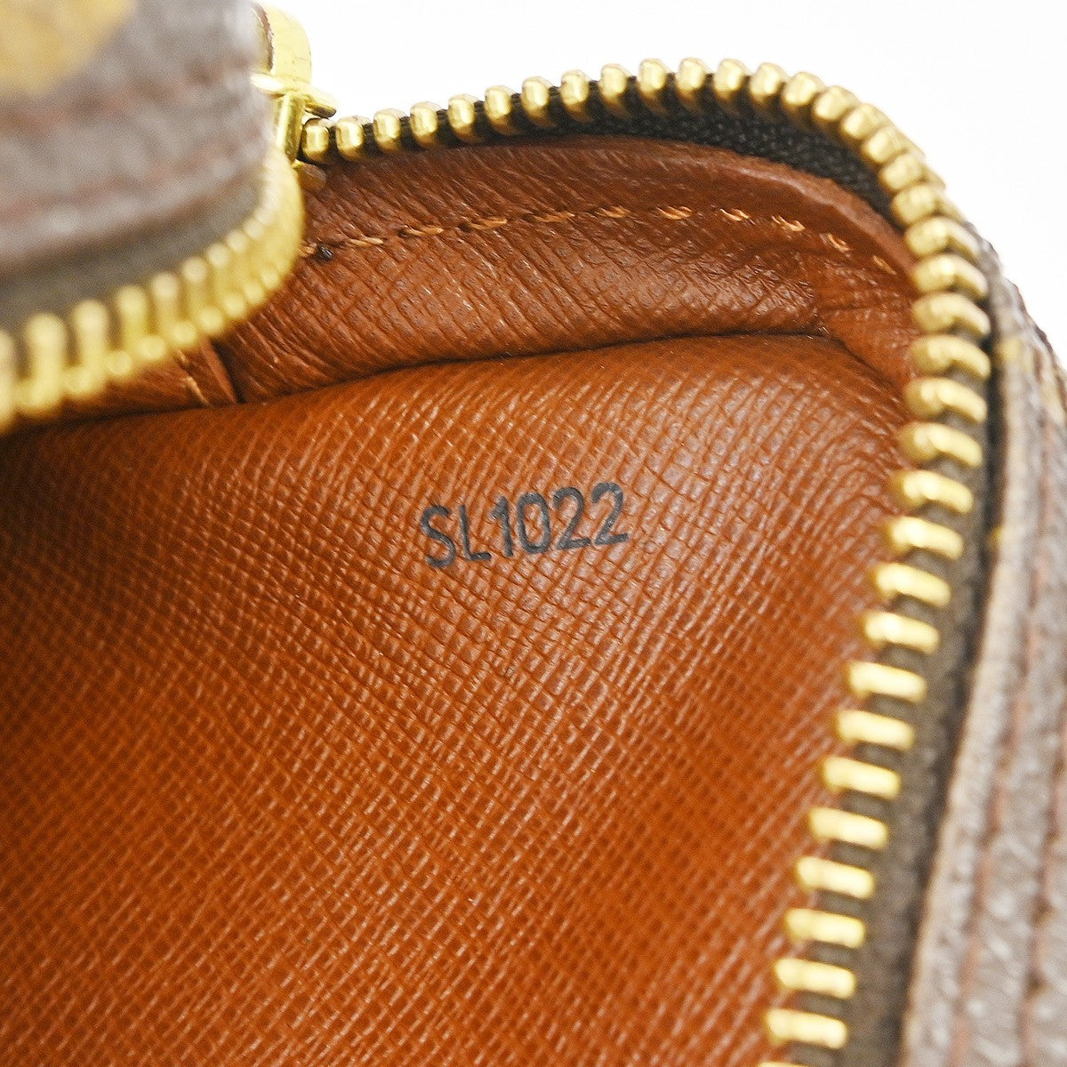 Louis Vuitton Danube Handbag Monogram Canvas Brown Canvas Shoulder Bag Bag (   )