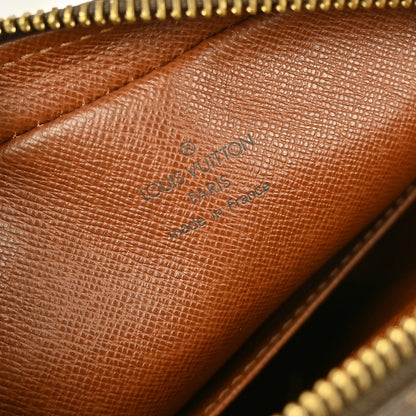 Louis Vuitton Amazone Bag Monogram Canvas Brown Canvas Shoulder Bag Bag (   )