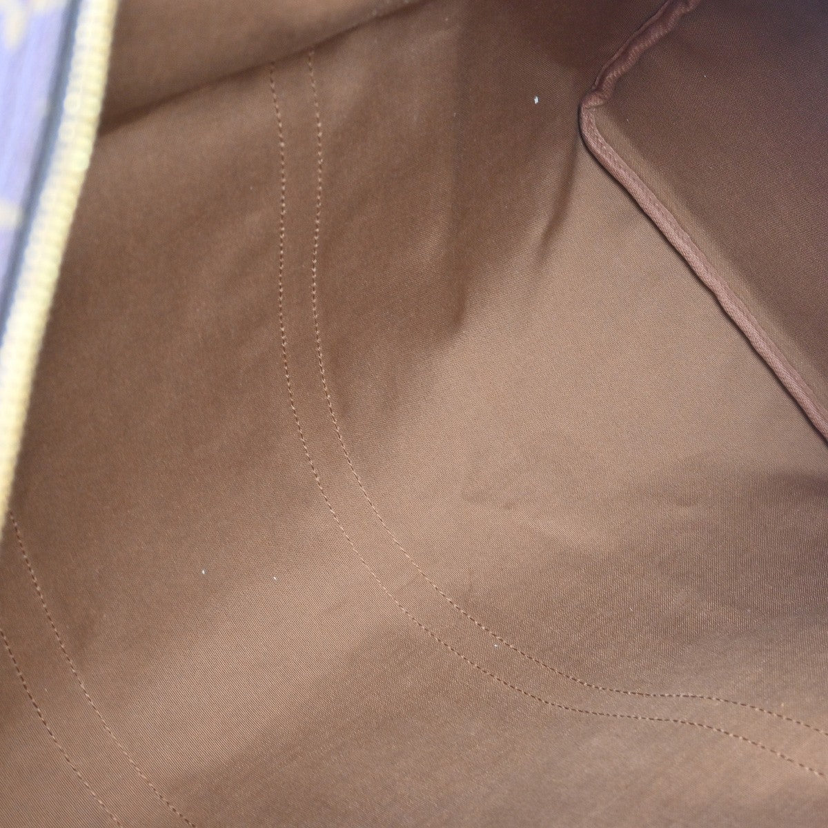 Louis Vuitton Keepall Bag Monogram Canvas Brown Canvas Travel Bag Bag (   )