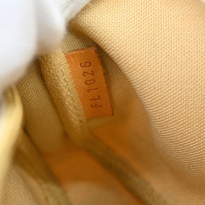 Louis Vuitton Mini Pochette Accessoires Damier Canvas White Canvas Clutche & Pouche Bag (   )
