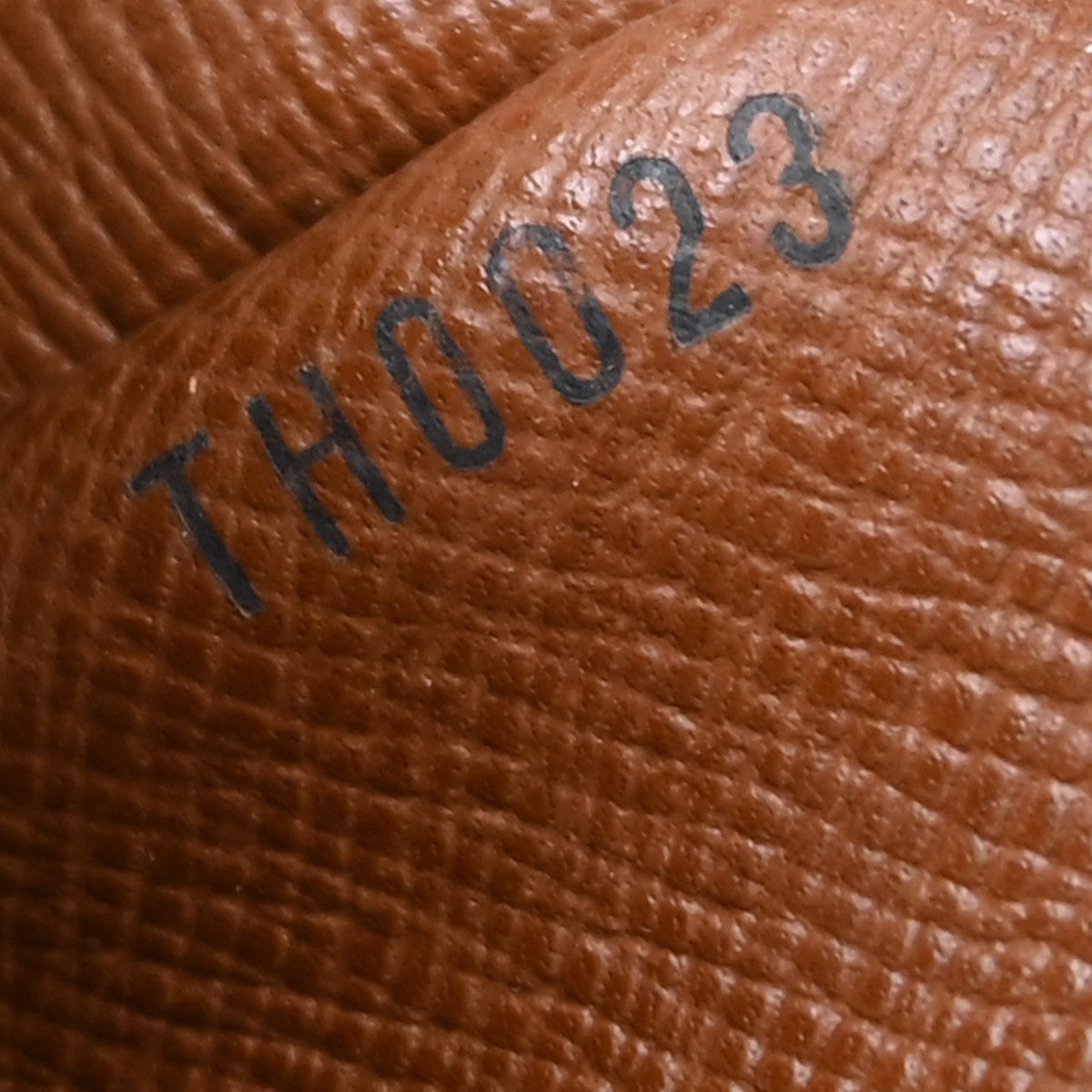 Louis Vuitton Amazone Bag Monogram Canvas Brown Canvas Shoulder Bag Bag (   )