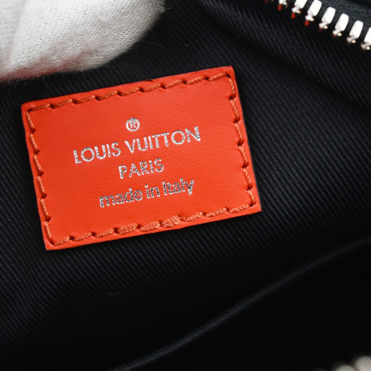 Louis Vuitton Danube Handbag Epi Leather Navy Leather Clutche & Pouche Bag (   )