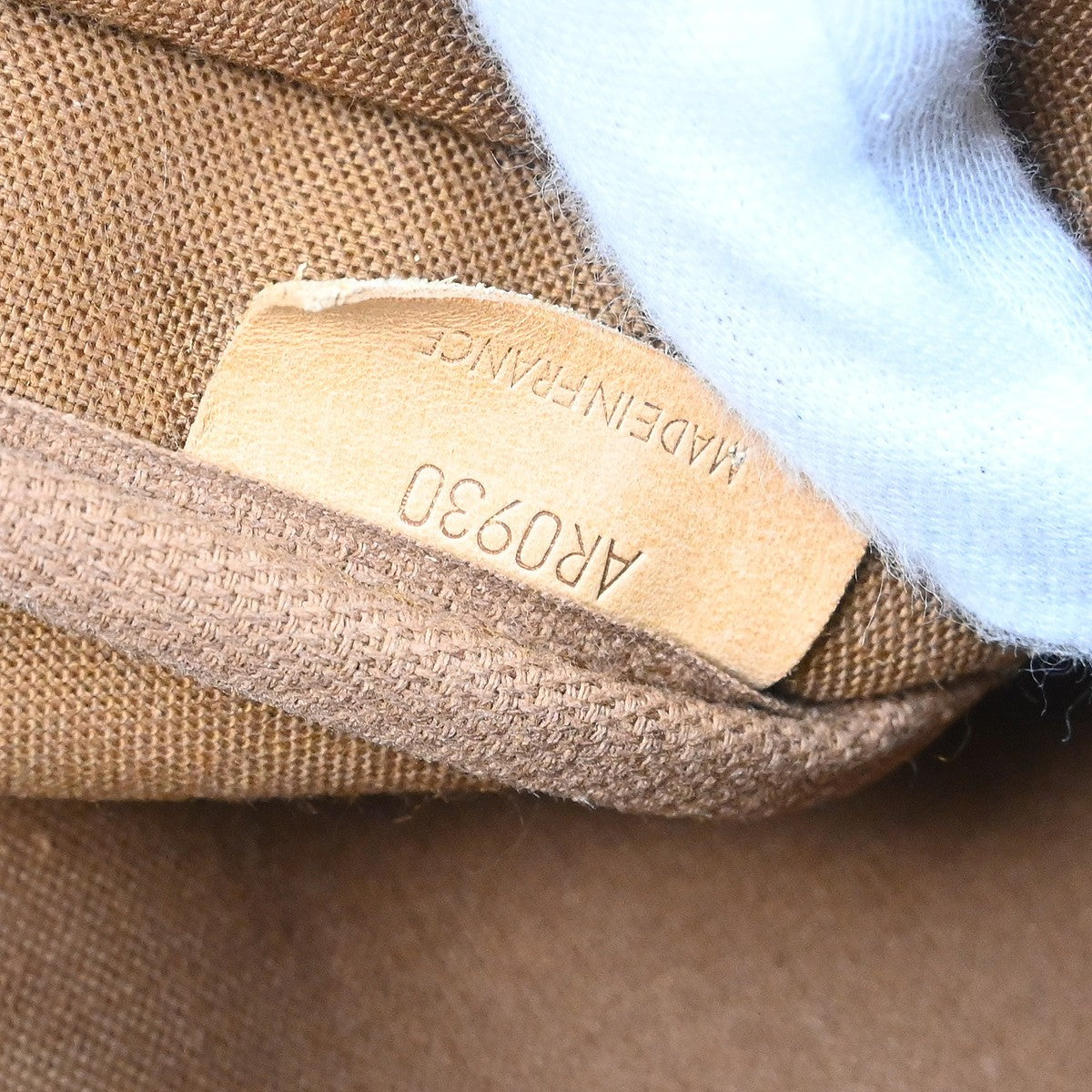 Louis Vuitton Saumur Handbag Monogram Canvas Brown Canvas Shoulder Bag Bag (   )