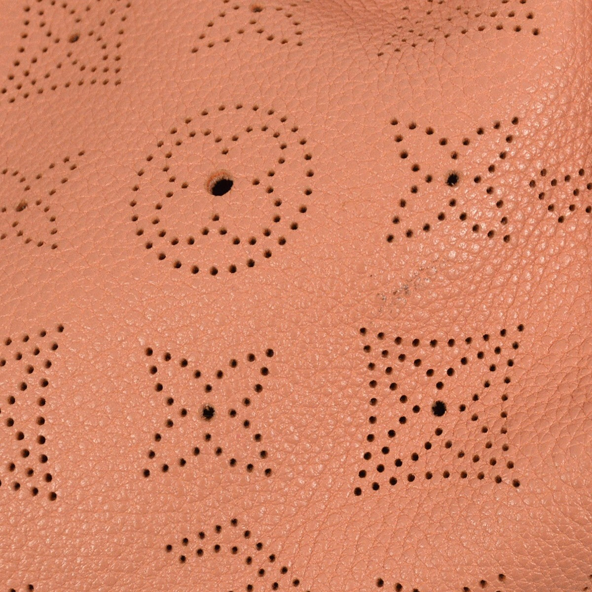Louis Vuitton Selene Handbag Mahina Leather Pink Leather Shoulder Bag Bag (   )