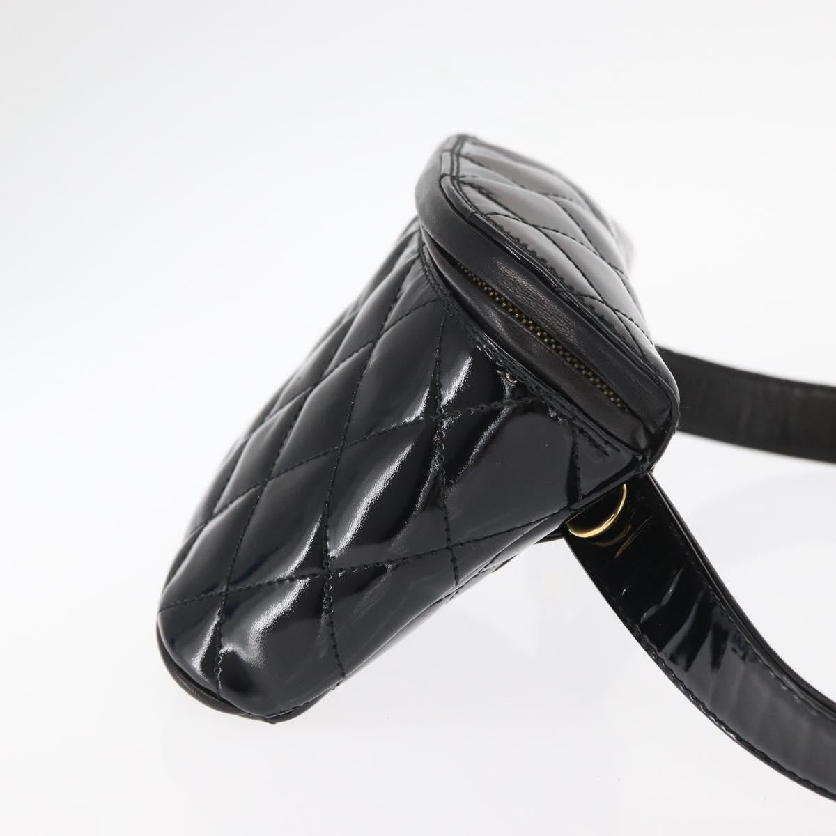 Chanel Vintage Zip Belt Bag Quilted Lambskin Black Patent_Leather Clutche & Pouche Bag (   )