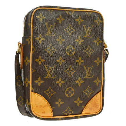 Louis Vuitton Amazone Bag Monogram Canvas Brown Canvas Crossbody Bag Bag (   )