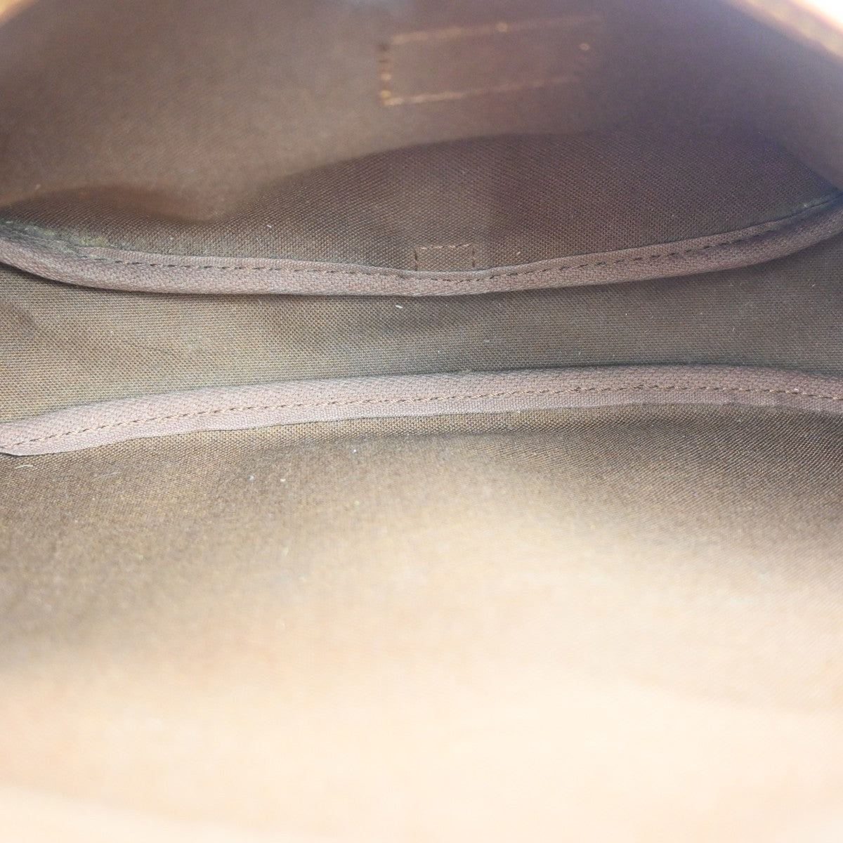 Louis Vuitton Saumur Handbag Monogram Canvas Brown Canvas Shoulder Bag Bag (   )
