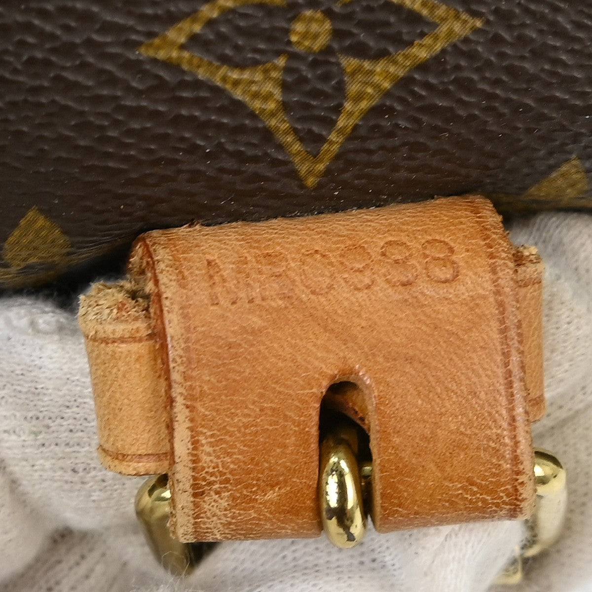 Louis Vuitton Saumur Handbag Monogram Canvas Brown Canvas Shoulder Bag Bag (   )