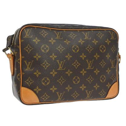 Louis Vuitton Nil Messenger Bag Monogram Canvas Brown Canvas Shoulder Bag Bag (   )