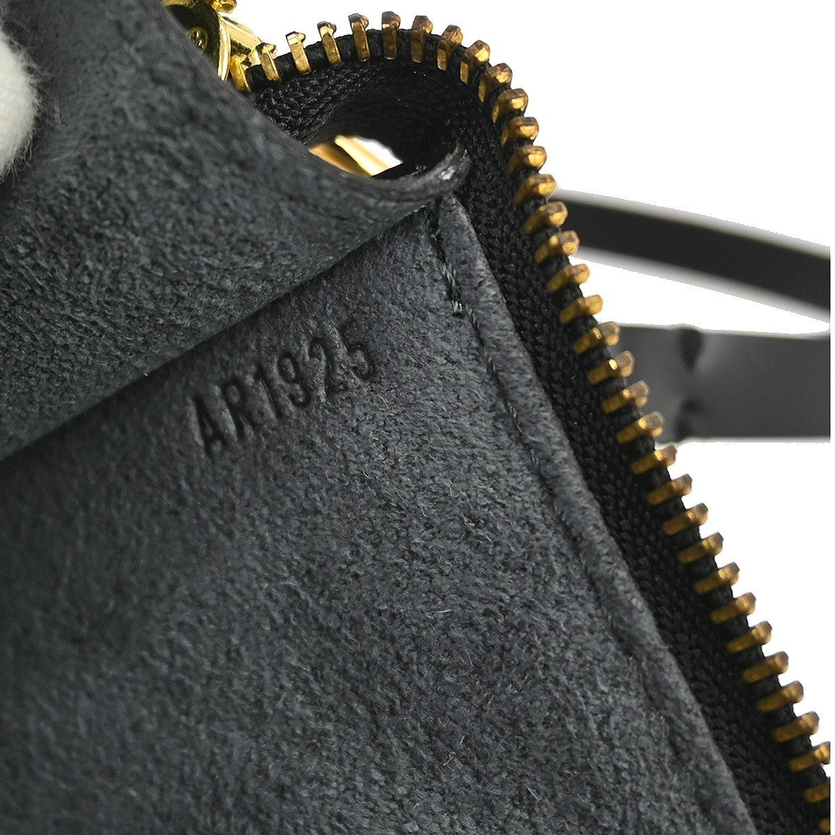 Louis Vuitton Pochette Accessoires Epi Leather Black Leather Clutche & Pouche Bag (   )