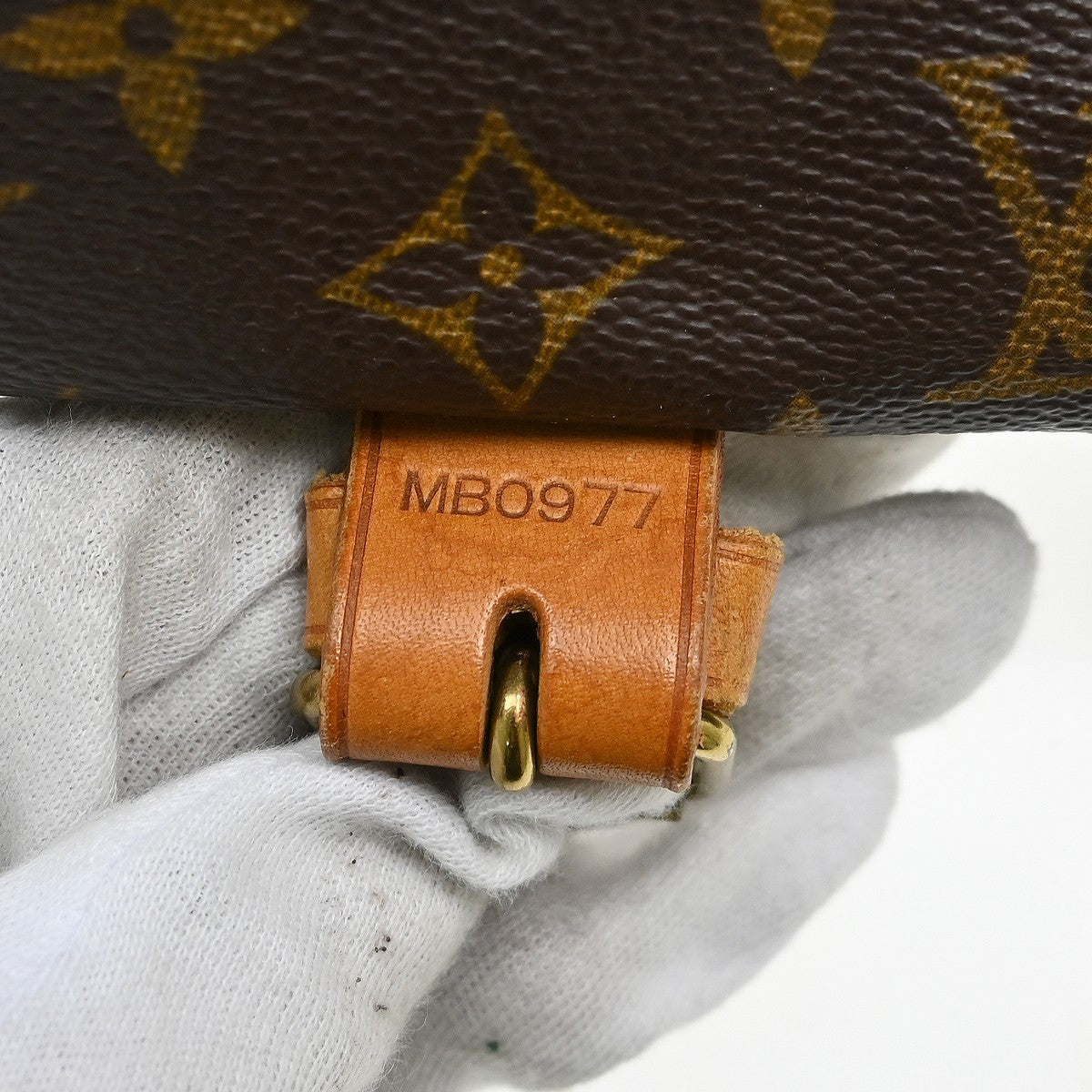 Louis Vuitton Saumur Handbag Monogram Canvas Brown Canvas Shoulder Bag Bag (   )