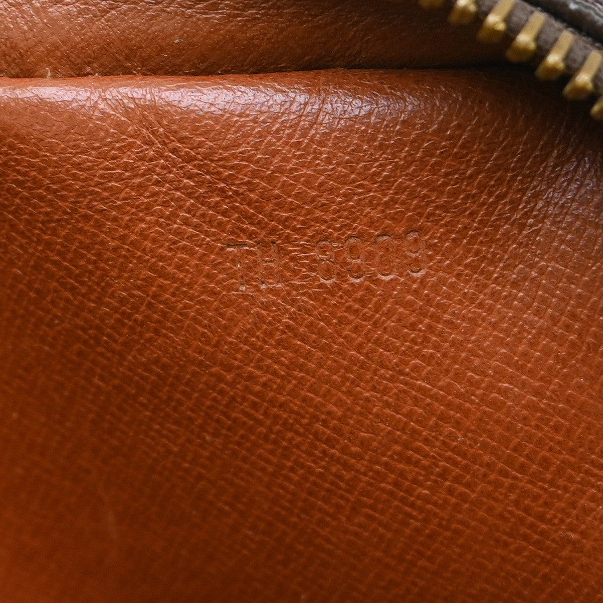 Louis Vuitton Marly Dragonne Clutch Monogram Canvas Brown Canvas Clutche & Pouche Bag (   )